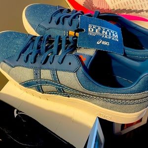 ASICS new without box size 13 denim Okayama